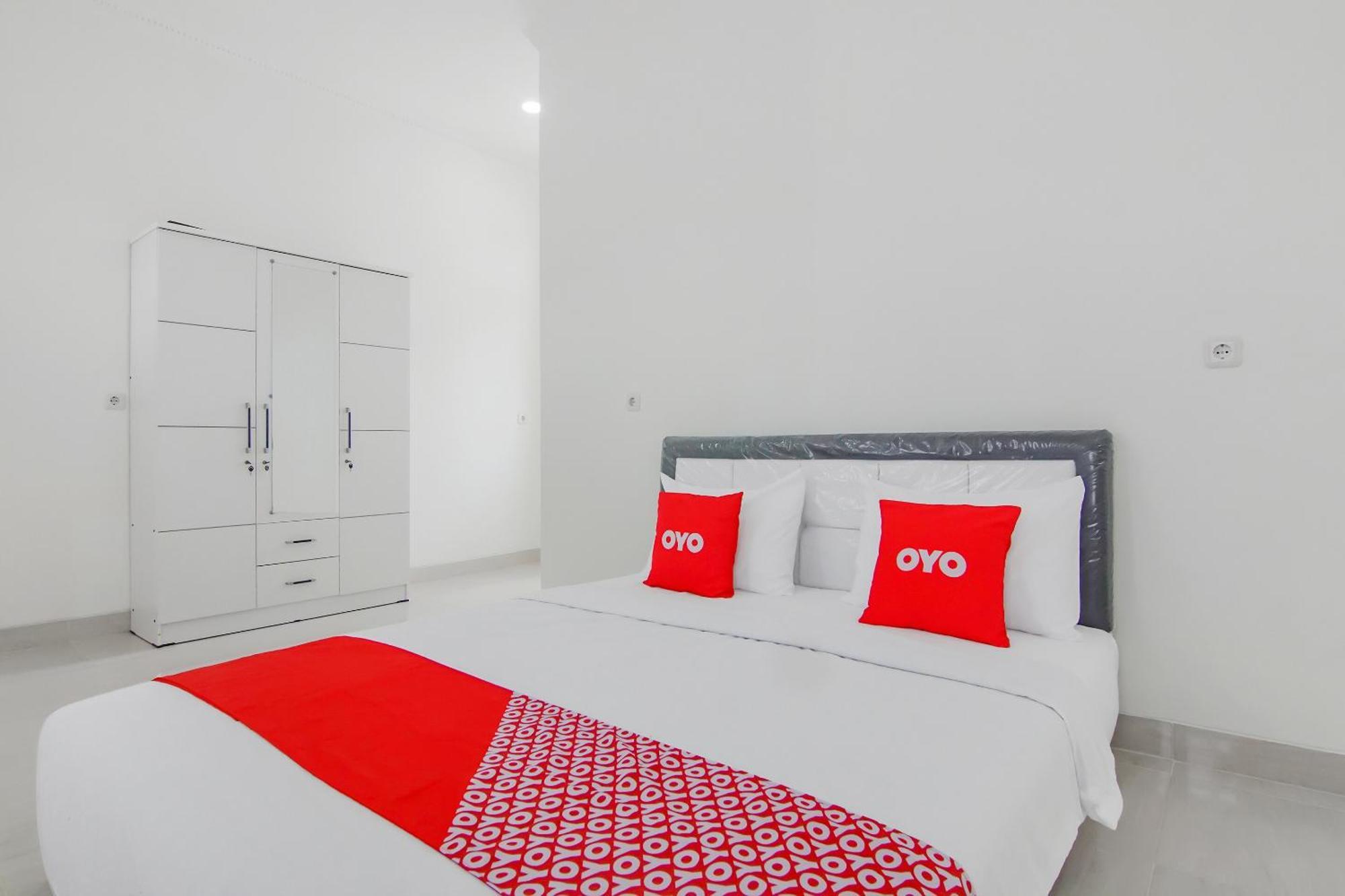 Super Oyo Capital O 90342 Kemang Garden Hotell Jakarta Exteriör bild