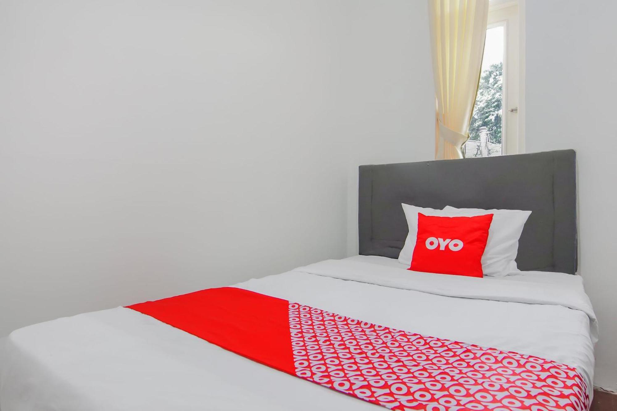 Super Oyo Capital O 90342 Kemang Garden Hotell Jakarta Exteriör bild